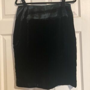 Inc velvety skirt